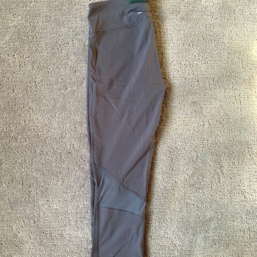 Under Armour Grey Capris!